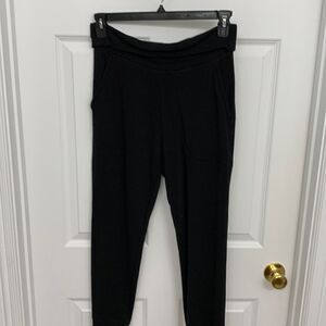Get after it size small black pocketed & cuffed lounge pants